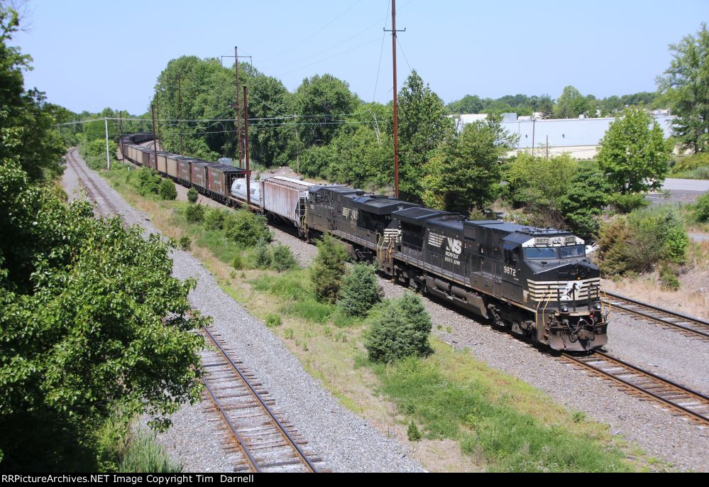 NS 9872 leading H03